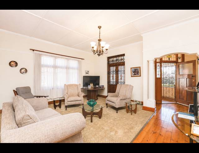 3 BEDROOM HOUSE FOR SALE IN GLENWOOD